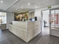 Kyriad Cambrai Hotel a Creveceur-sur-l'Escaut