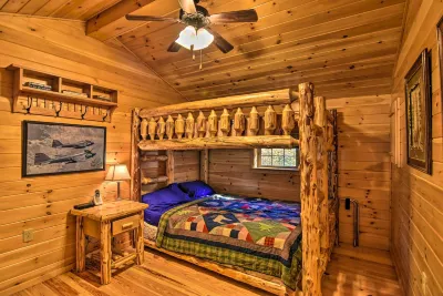 Cozy Anchors Away Cabin Hideaway w/ Fire Pit! Hotels in 