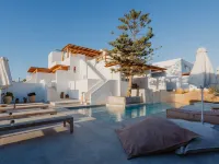Oliving Mykonos Luxury Suites Hotels in Klouvas