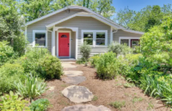 Downtown Brevard Home Walk to Bars and Breweries!