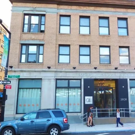 Q4 Hotel and Hostel