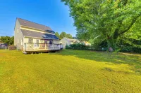 Richmond Home w/ Deck: 1 Mi to Richmond Raceway! - Homestays