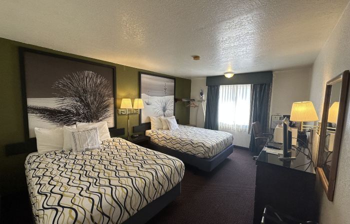Simple Rewards Inn