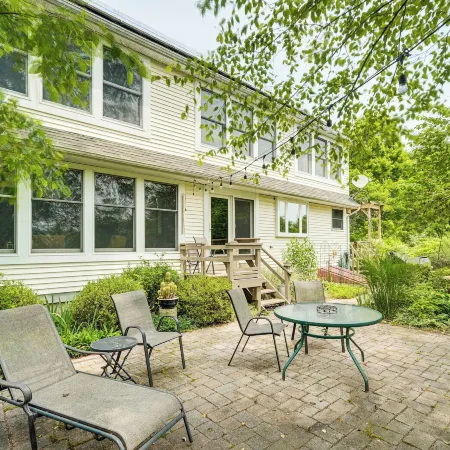 Peaceful Countryside Retreat w/ Yard in Frenchtown