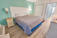 Ocean View Balcony and Resort Amenities - Luxurious Coastal Retreat