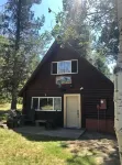Warm River Goose Roost Cabin in private gated community Hotels near Upper Mesa Falls