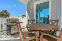 Tipsea Turtle - AvantStay 1 Block to Gulf Pool