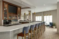 Hilton Garden Inn Riverhead - bar
