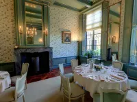 Stadspaleis Hotel & Restaurant OldRuitenborgh فنادق في Steenwijk