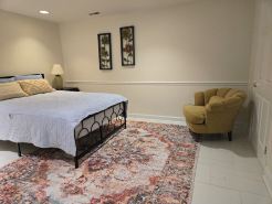 A private and peaceful oasis with all amenities in quiet scenic Brookeville