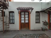 Cozy Furnished Loft in the City Center Hotels near y juegos Garden