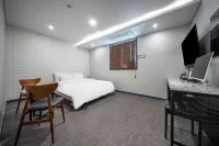 Paju Bongilcheon Ace Hotel - Parkering