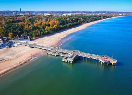 Apartment in Gdynia Near Baltic Beach Отели рядом с достопримечательностью «Вестерплатте»