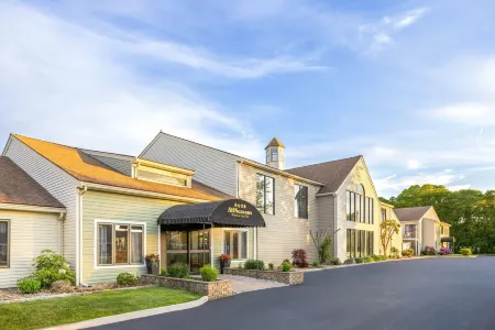 All Seasons Resort, Trademark Collection by Wyndham