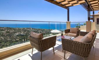 Stunning Villa UV09 Oniro with Sea Views, Aphrodite Hills