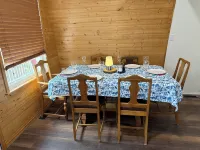 Beachy Keen 2 steps away from lake where rustic meets charm. Pet friendly.