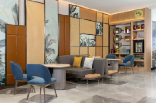 ฮิลตัน การ์เดน อินน์ มุมไบ อินเตอร์เนชั่นแนล แอร์พอร์ต โรงแรมในมุมไบ