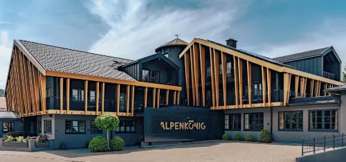 Hotel Alpenkönig Hotel di Oberstaufen