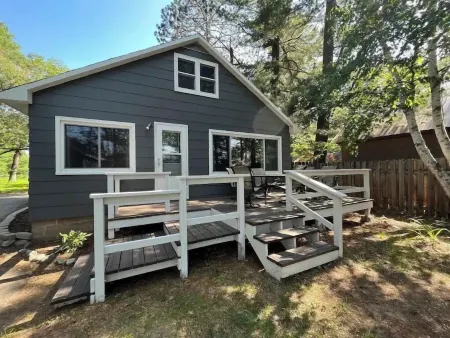 Haven on Hale Lake! Pokegama down the street!