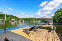 The Lake Shack Waterfront Life
