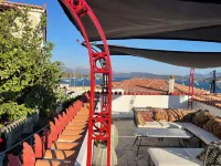 The Captains Residence. Poros. Presented by Lazy Daze Hotels in Poros