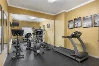 Best Western Plus Waxahachie Inn  Suites - Gym