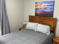 Charming 2-bedroom apartment with AC, WiFi, in The Historic Ashtabula Harbor Hotels in Ashtabula