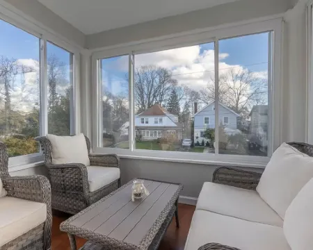 2-bedroom apartment in brilliant Montclair with AC, WiFi Hotels in Montclair