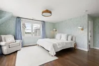 "Lighthouse" - Ocean Views - Walk to Beaches - 4B, 3.5Ba - Scituate Harbor Hotel in zona Wompatuck State Park