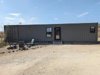 Stardust Big Bend Container Home فنادق في Study Butte-Terlingua