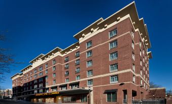 Hampton Inn & Suites Raleigh Downtown