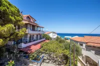 Velendzas Holidays - 3-Star