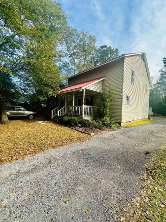 Murrells Inlet Bungalow A, 2BR Minutes from the Beach