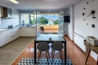 Apartamento CON Terraza EN Primera Linea Hotels in Corcubion