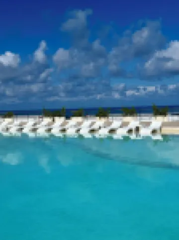 Luxury Apartment with Ocean View