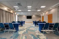 Hampton Inn Wilmington-University Area/Smith Creek Station Hotels in Wilmington