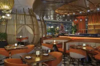 Waldorf Astoria Doha Lusail - bar