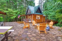 Adorable A-Frame Cabin, Steps to Lake Cushman! - Beach