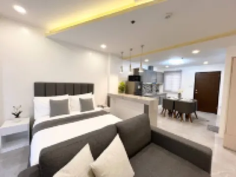 Luxury Cocoon near Fields Avenue