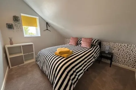 Fresh comfy space, feel at home. Отели в г. Грэйвсенд