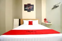 RedDoorz Near Adisucipto Airport 3