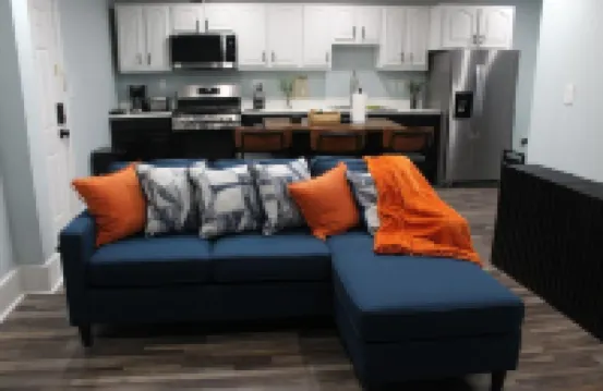 Stylish & Spacious Newark Retreat - Perfect for City Getaways!