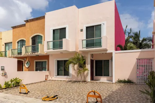 Casa 53 Marichuy Mexican Style with private pool!