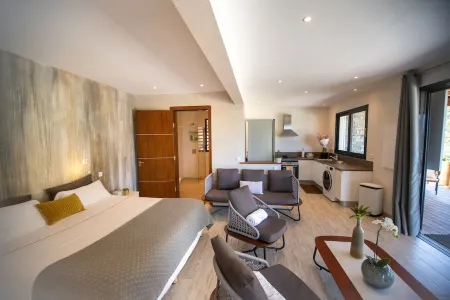 Sweet Hill Studio Bali