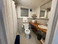 Old Mizp - A Charming Escape Hotels in Rock Sound