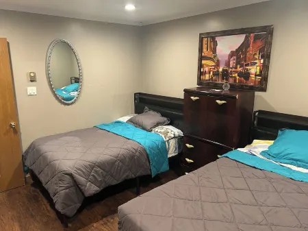 Charming 2-bedroom townhome in Poconos finest area, near many fun activities.