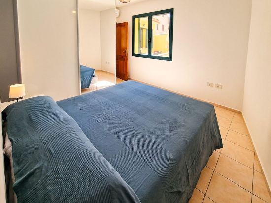 DaNiCo Residence: splendid and bright renovated holiday home with parking space