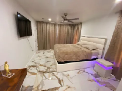 Luxury Getaway, Heated Pool, Weeki Wachee Mermaids City