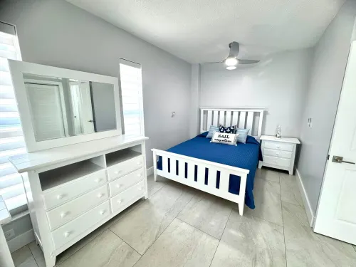 Turnkey Modern Studio in the Upper Keys – Stylish, Bright & Fully Equipped!