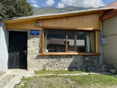 House in Stepantsminda Kohi فنادق في 